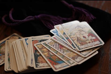 tarot en murcia|Dónde me pueden echar las cartas en Murcia